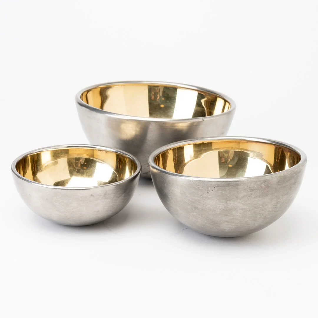 SEBASTIAN SCHILDT. 3 st skålar, Firma Svenskt Tenn, 2007-2008. — Pewter, Brass & Copper — Auktionshuset Kolonn