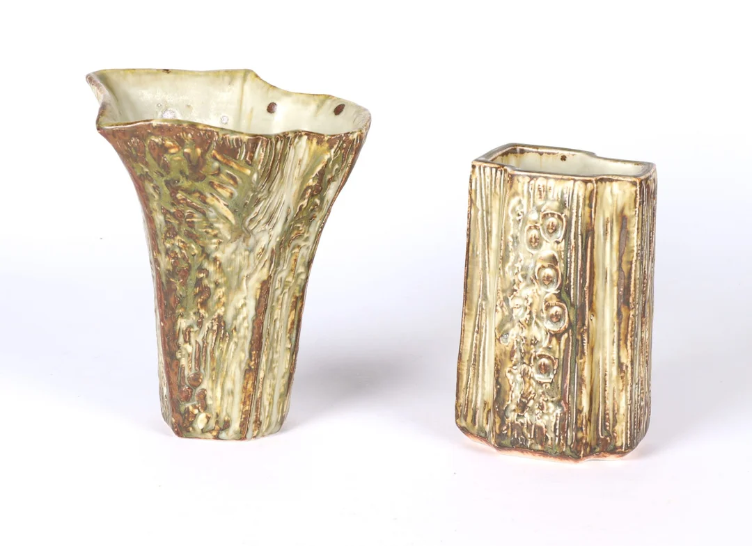 Jørgen Mogensen. Two stoneware vases with sung glaze (2) — Glass, porcelain and ceramics/Vases, bowls, dishes — Lauritz