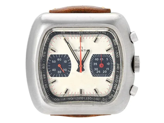 HELVETIA, Speedtimer, Cal 7733, Boett nr. 77300, kronograf, herrur, 42 x 39 mm, stål, manuell, plexiglas, skadad urtavla/visare, läderband, ca 1970.
