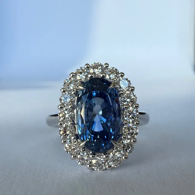 SAFIR & DIAMANTRING 5,33 ct.
