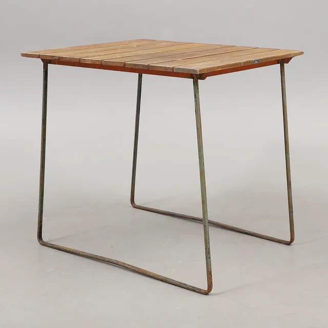 ARTUR LINDQVIST. Trädgårdsbord, Grythyttan Stålmöbler, 1900-talets mitt.