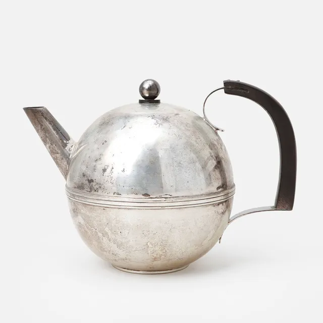 KANNA, silver, C.G.H, Stockholm, 1936. Vikt 270 gram.