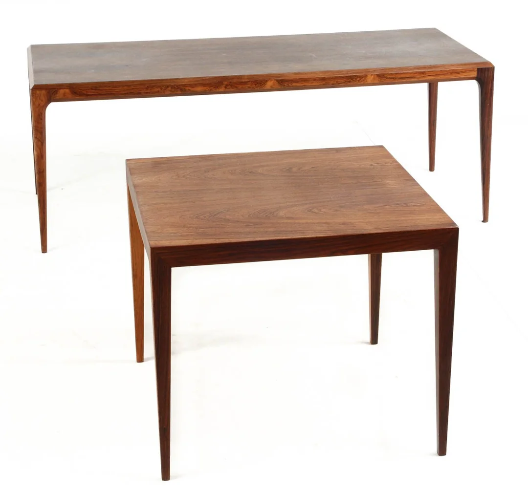 Johannes Andersen / Severin Hansen. Sofa / side table of rosewood (2) — Furniture/Coffee tables, occasional tables — Lauritz