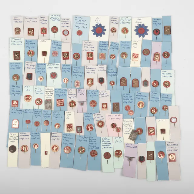 PINS, 84 stycken, första maj-märken.