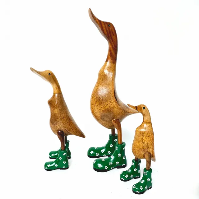 JUEGO DE TRES PATOS EN MADERA.
