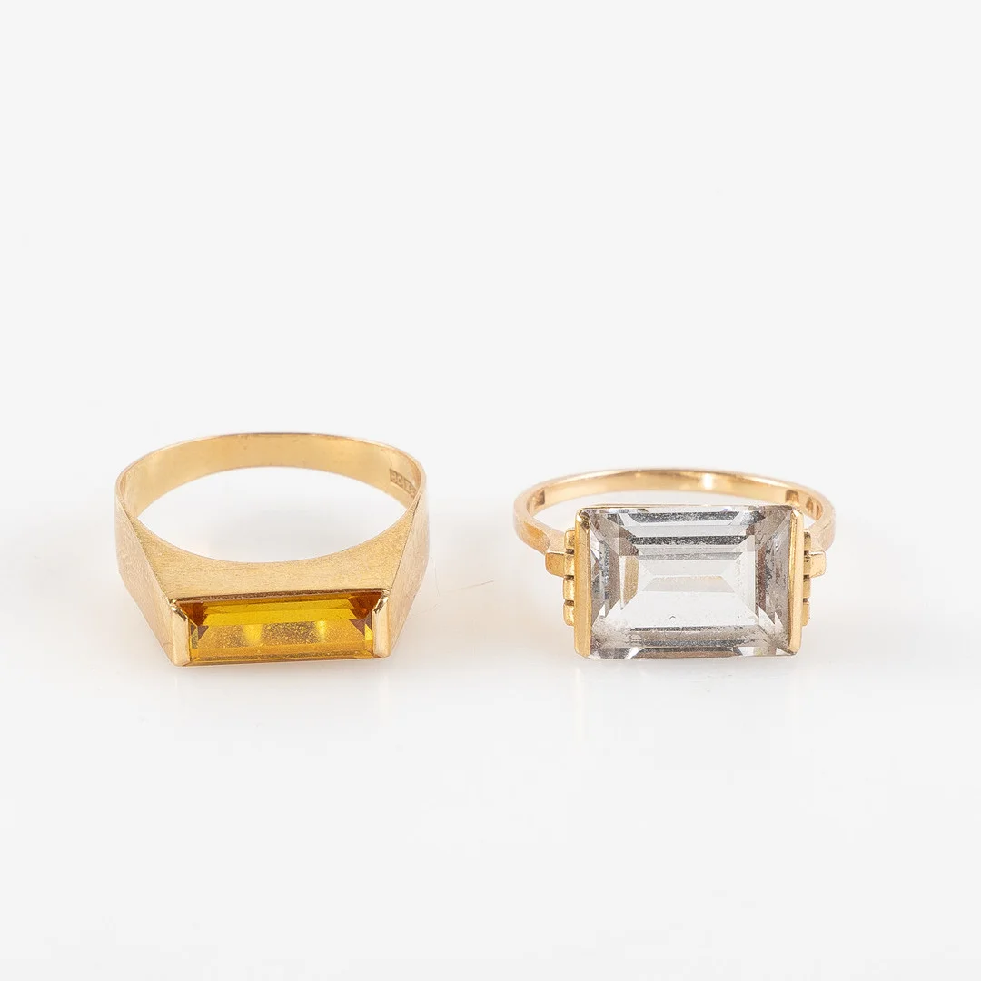 RINGAR, 2 st, 18K guld. — Rings — Stockholms Auktionsverk Helsingborg