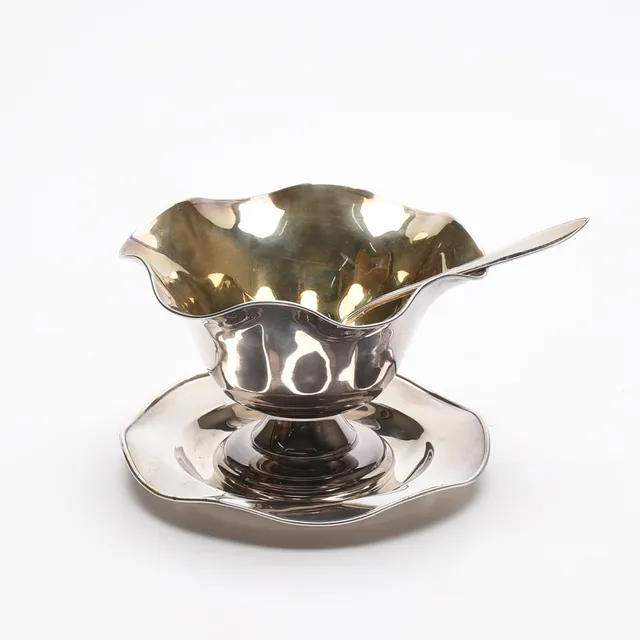 SÅSSKÅL samt SÅSSKED, nysilver, 1900 tal.