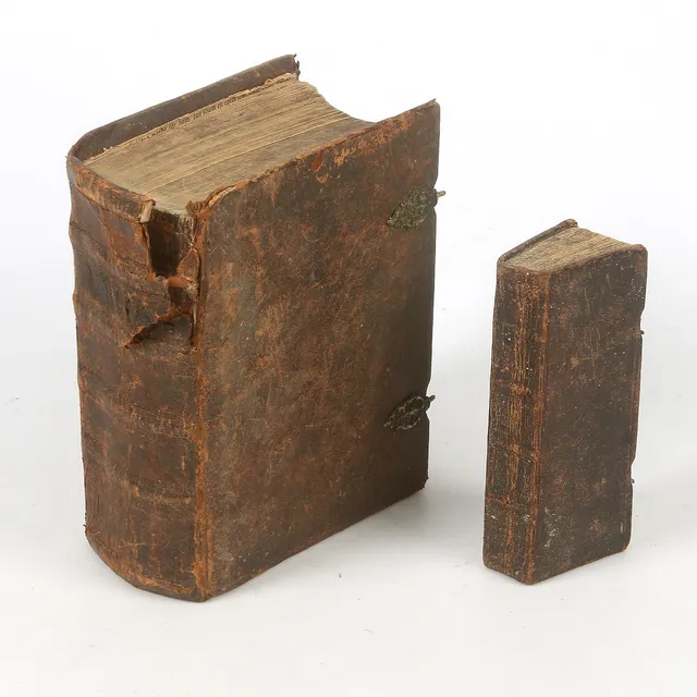 BÖCKER, 2 st. Kristen litteratur, bl.a. "Andelig Hufud Röst", Olof Kolmodin, Stockholm, 1779.