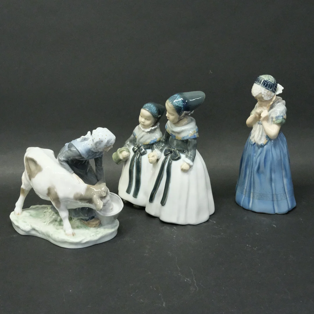 TRE FIGURINER, ROYAL COPENHAGEN. — European — Björnssons Auktionskammare