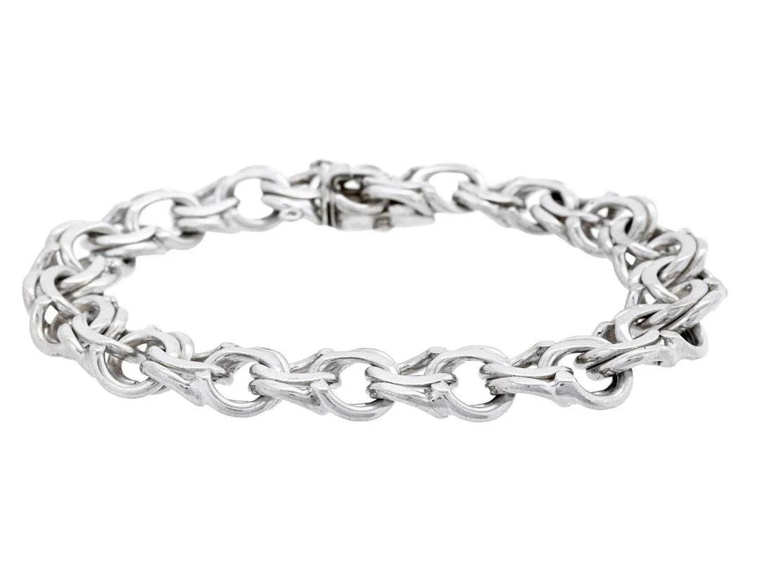ARMBAND, silver, bismarcklänk, längd 19 cm, en säkerhetsåtta saknas, vikt 33,1 g. — Smycken/Armband — Kaplans