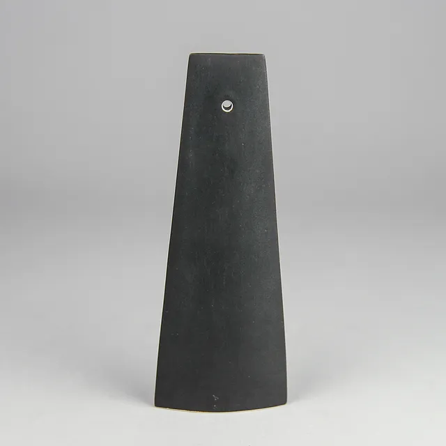 URSULA SCHEID. Stele.