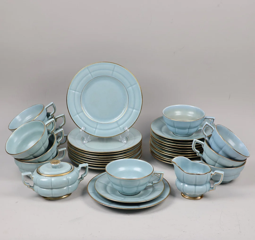 ARTHUR PERCY. "Grand", teservis i flintgods, Gefle, 1930-tal, 35 delar. — Tableware — Markus Auktioner
