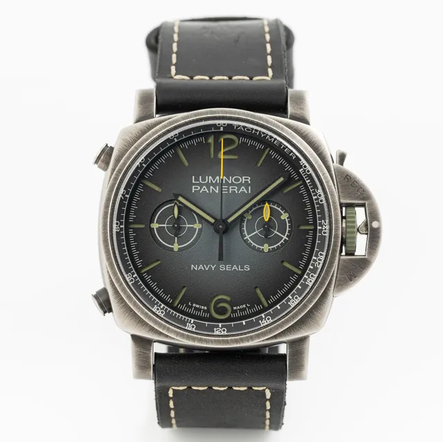 Panerai, Luminor Chrono, Navy SEALs, kronograf, armbandsur, 44 mm.