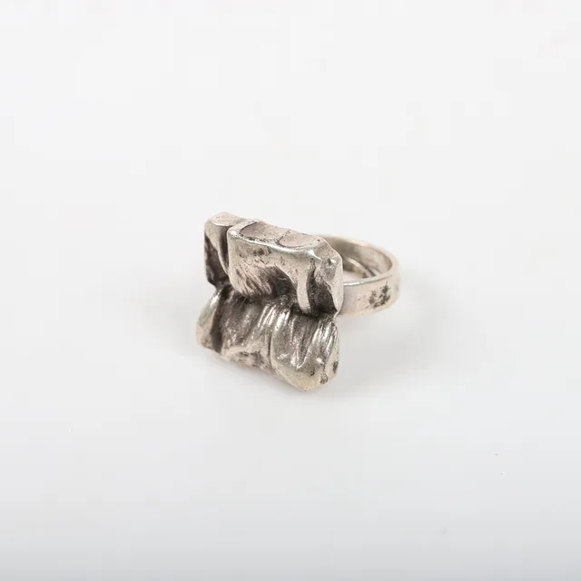 MATTI J. HYVARINEN. Ring, sterlingsilver, Sirokoru, Finland, 1976.