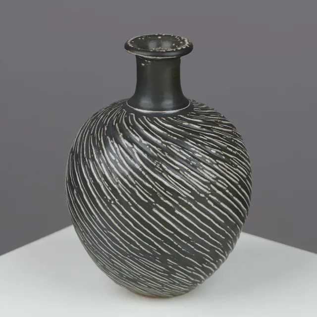 PER WEISS (1953–2023). Hand-thrown salt-glazed ceramic vase, own studio in Gl. Lejre, Denmark, 1990s.