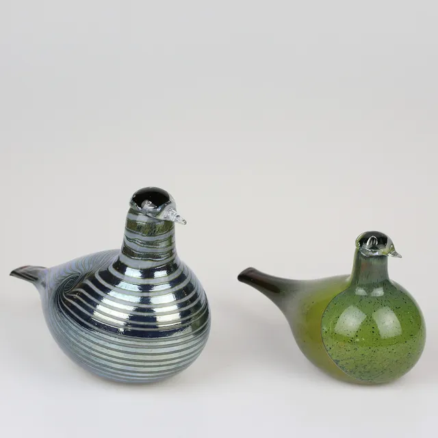OIVA TOIKKA. Fåglar, 2 st. glas, Nuutajärvi och Iittala, Finland.