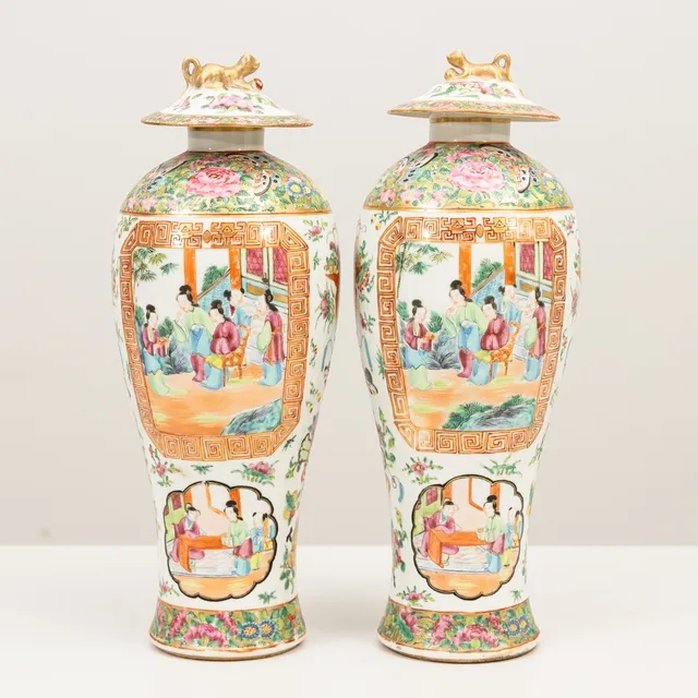 LOCKURNOR, ett par, Kanton, porslin, Kina, 1800/1900-tal.