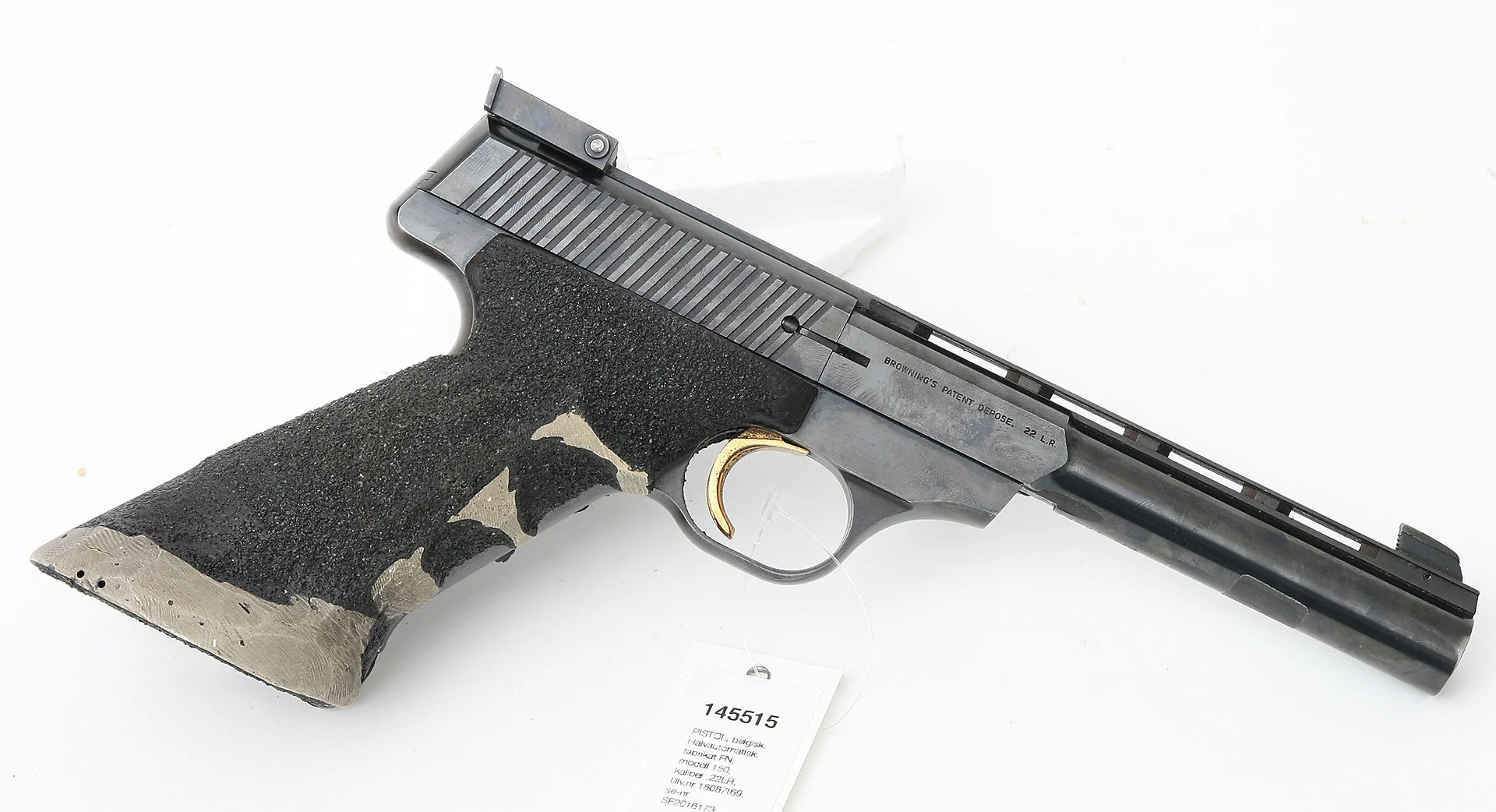 (244) PISTOL, belgisk, Halvautomatisk, fabrikat FN, modell 150, kaliber .22LR, tillv.nr 18087t69, se-nr SE2016173. — Pistols — Mauritz Widforss