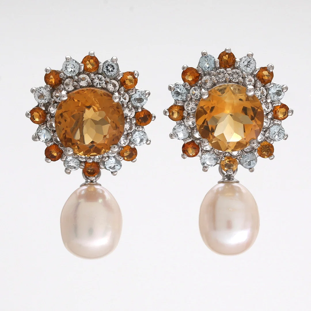 You and me pendant earrings with pearls and gemstones rosette. — Earrings — Balclis