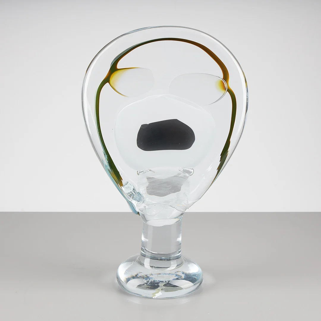 OIVA TOIKKA. GLASSKULPTUR, "Lollipop", signerad Oiva Toikka Nuutajärvi Notsjö samt daterad 1988. — Art glass — Stockholms Auktionsverk Helsinki