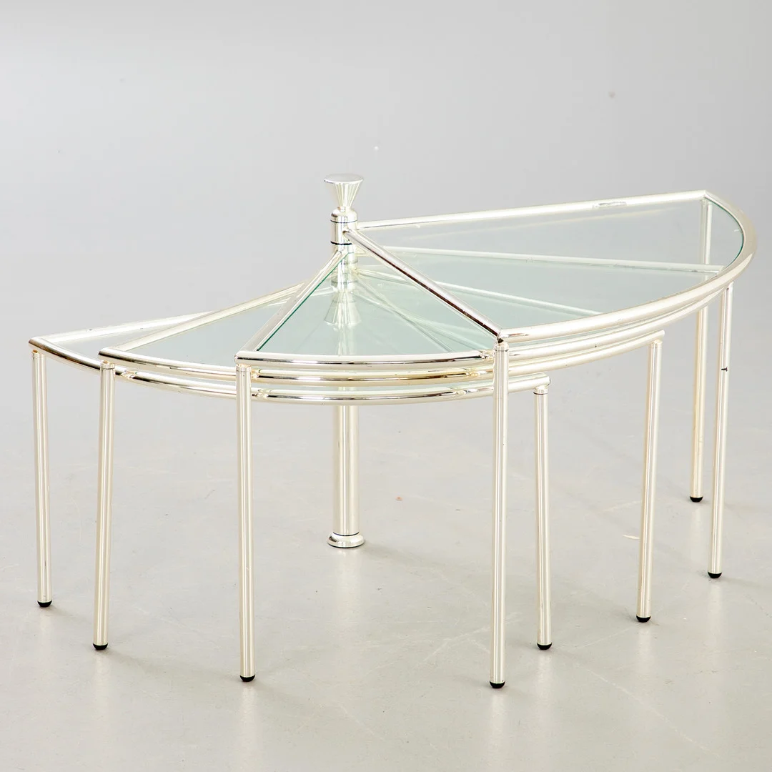 Beistelltisch, Italien, 1970er Jahre. — Coffee Tables — Stockholms Auktionsverk Hamburg