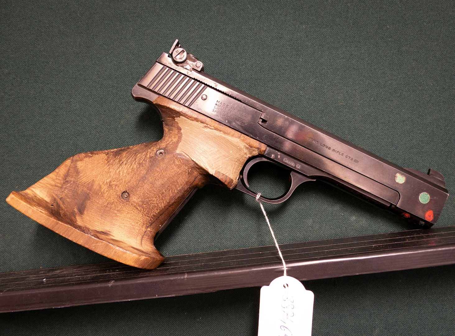 Smith & Wesson kal. 22LR #A487290 SE1170853. — Pistols — Mauritz Widforss