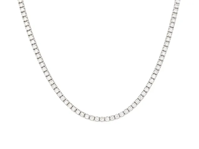 RIVIERECOLLIER, 18K vitguld, 217 briljantslipade diamanter ca 4,64 ctv, ca TW-TC/VVS-VS, längd 48 cm, vikt 24,4 g, enstaka diamanter med nagg på kulett.