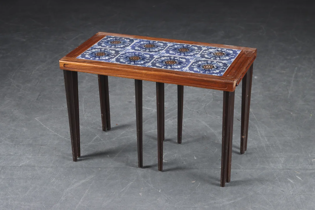 Sæt indskudsborde af palisander, 1960-70'erne (3) — Furniture/Coffee tables, occasional tables — Lauritz