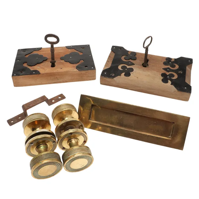 DOOR ACCESSORIES.