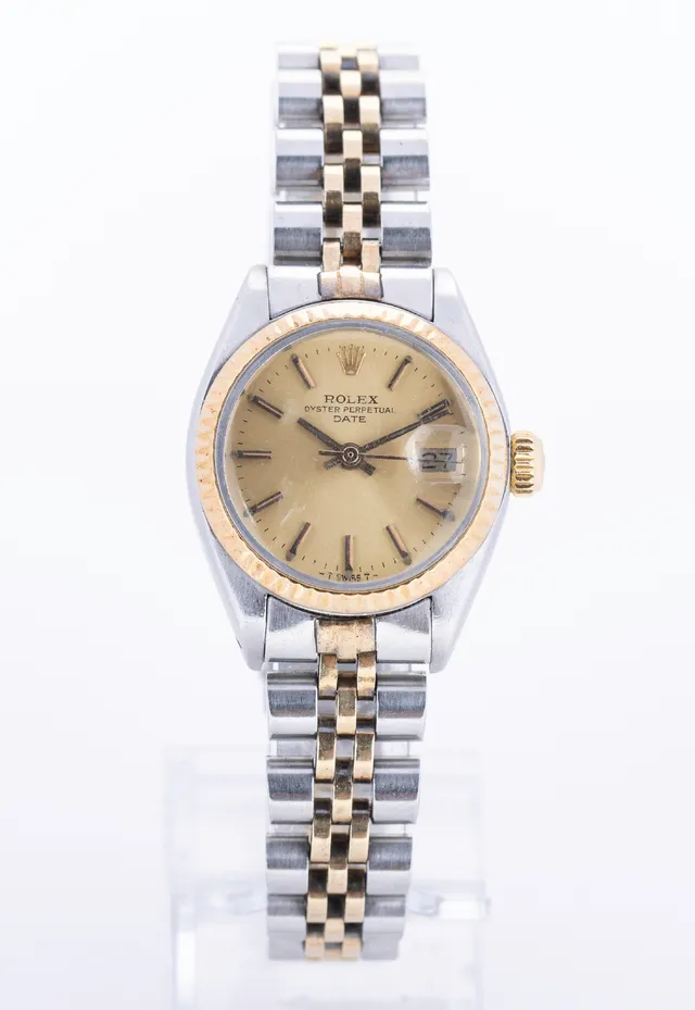 Rolex Oyster Perpetual Date. Ladies' watch in 18 kt. gold and steel
