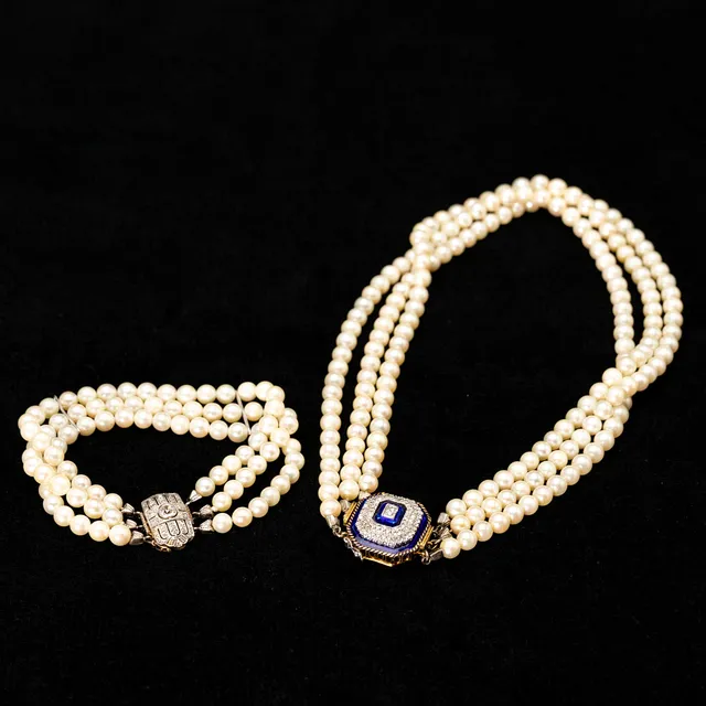 Perlen Schmuckset.