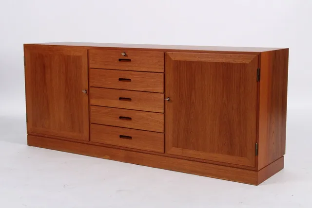 Kai Winding. Dresser, teak