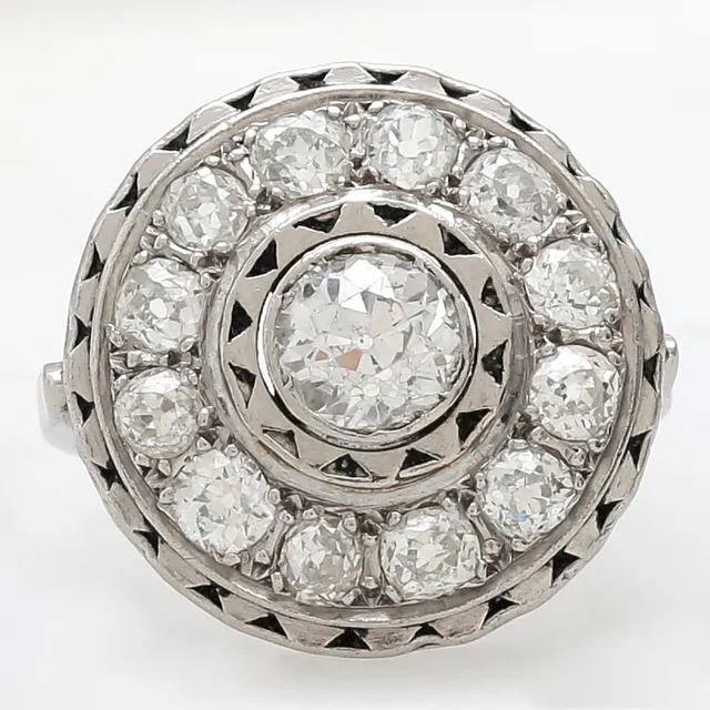 Diamonds rosette ring, mid 20th Century.