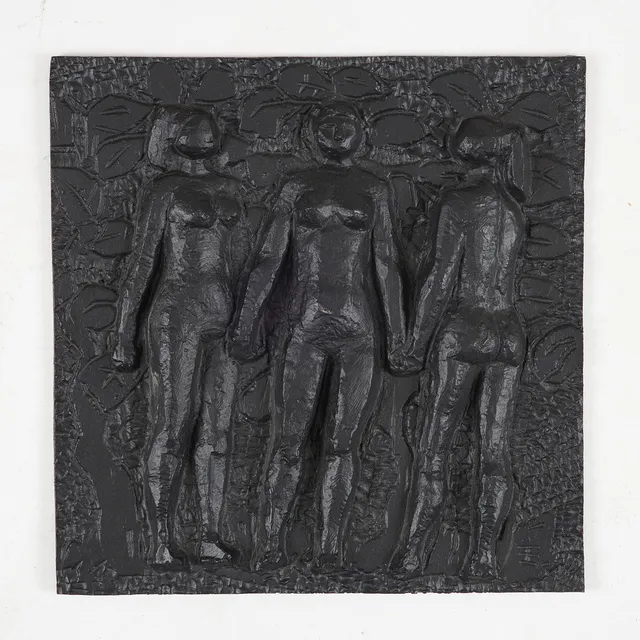 ERIC ELFWÉN. Relief, 3 kvinnor, gjutjärn, monogramsignerad i godset.