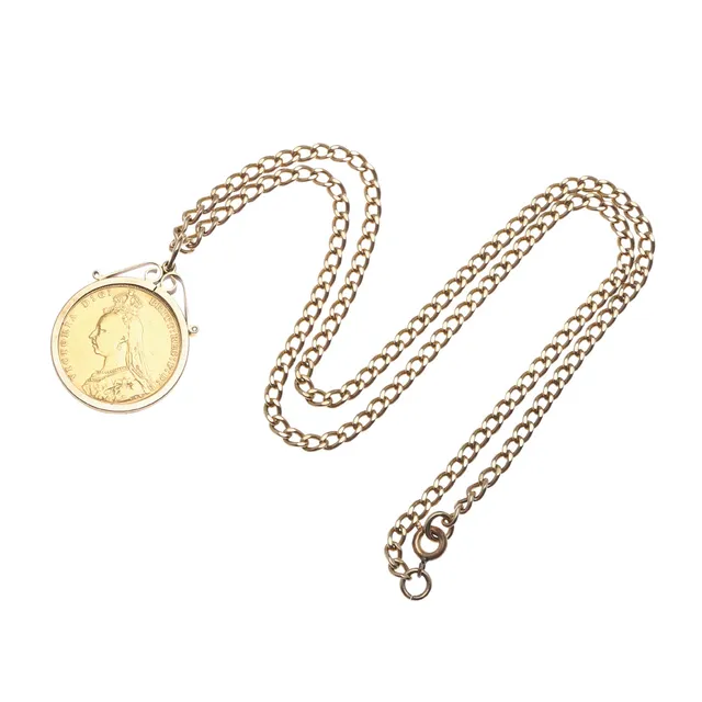 A GOLD FULL SOVEREIGN.