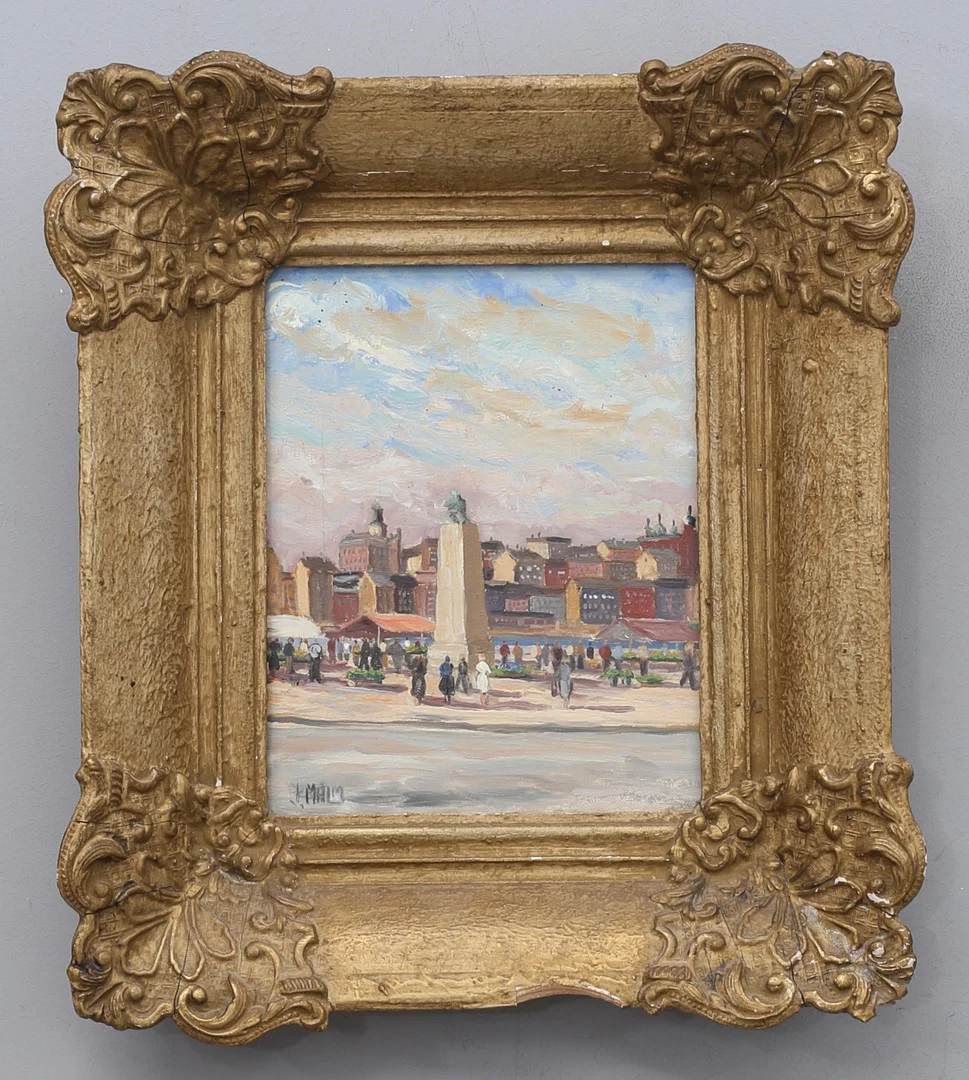 JOHN MALM (1900-1968). "Kornhamnstorg, Stockholm", olja på du, signerad J. Malm. — Paintings — Auktionshuset Thelin & Johansson