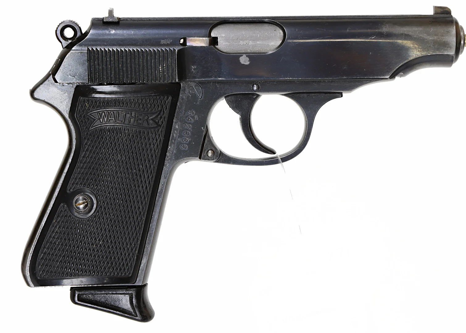31. PISTOL, tysk, Halvautomatisk, fabrikat Walter Zella-Mehlis, modell PP, kaliber .22LR, tillv.nr 942666, se-nr SE0213817. — Pistols — Walter Borg