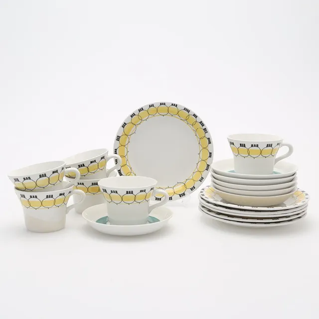 MARIANNE WESTMAN. kaffeservis, 18 delar, "Picknick", porslin, Rörstrand.