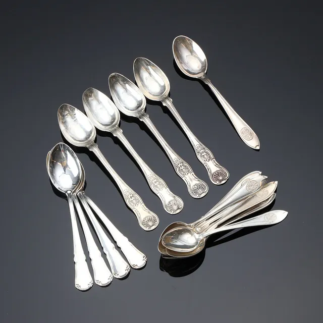 SKEDAR, 16 ST. Silver. Vikt ca 215 gram. 18-1900-tal.