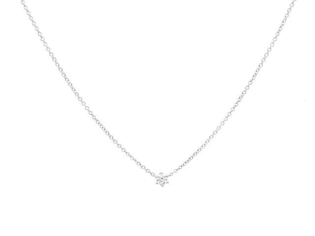 COLLIER, 18K vitguld, briljantslipad diamant ca 0,09 ct, ca TCa/VS, längd 42/45 cm, vikt 1,7 g.