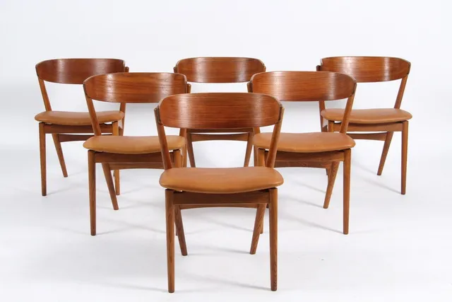 Helge Sibast. A set of six chairs in teak, model no. 7 (6)