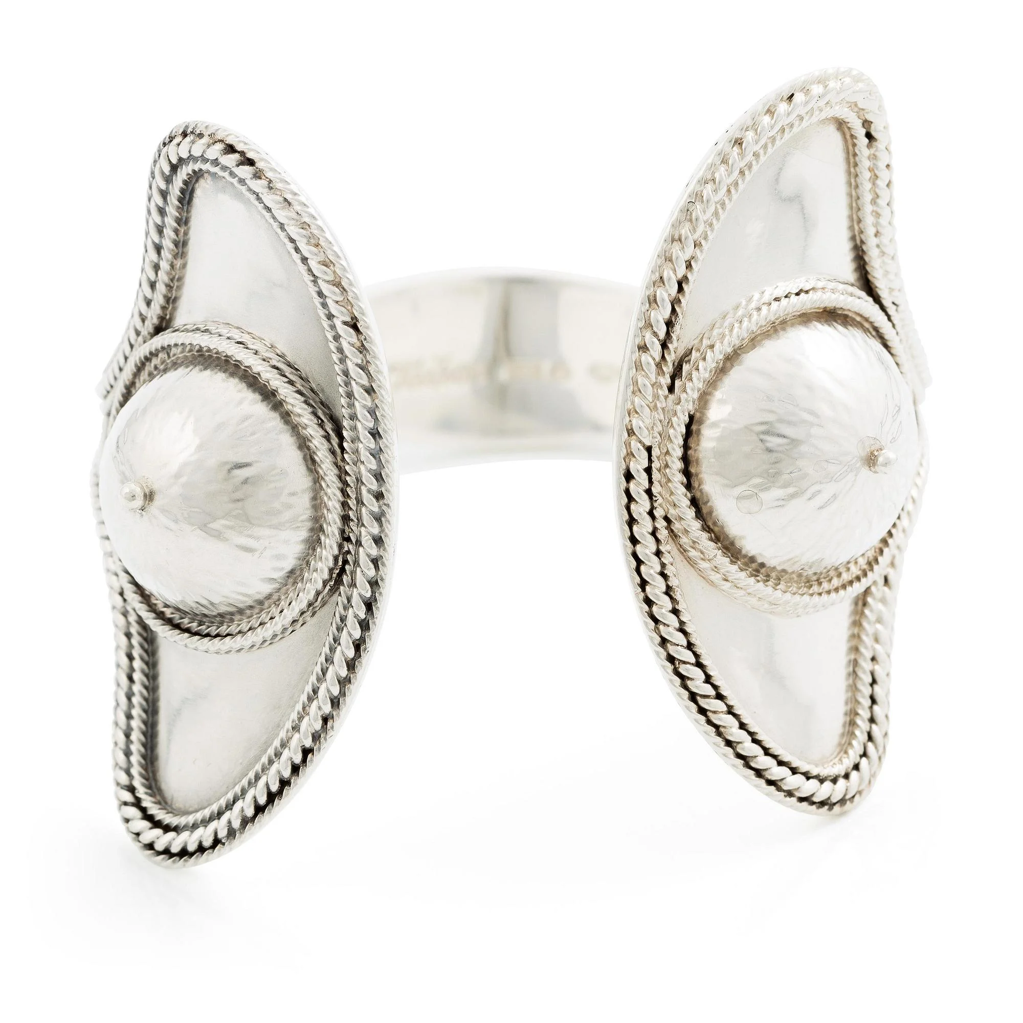 Rosa Taikon, armring, sterlingsilver, Stockholm 1978. — Bukowskis
