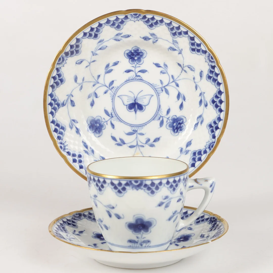 KAFFESERVISDELAR, 19 delar, "Sommerfugl", porslin, Bing & Gröndahl, Danmark. — European — Helsingborgs Auktionskammare