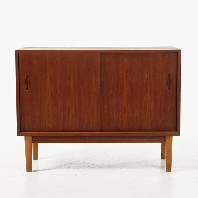 NILS JONSSON. Tillskrivet. Sideboard, teak, Bra Bohag, Hugo Troeds, Bjärnum 1960-tal.