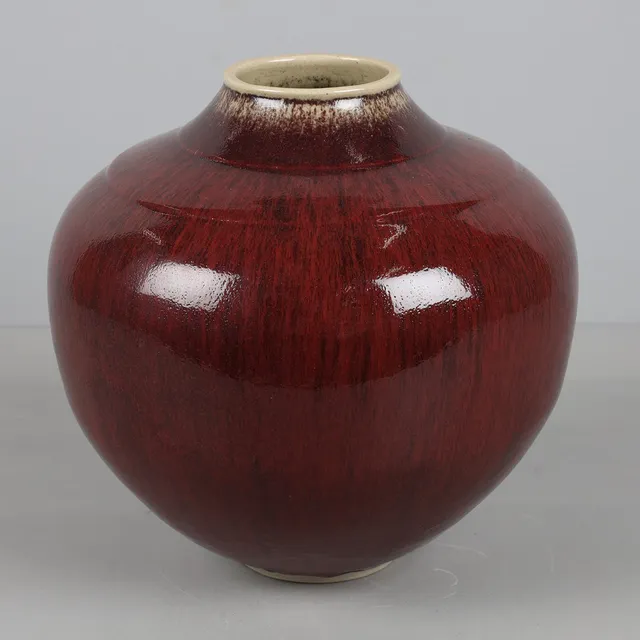 HENNING NILSSON (1907-1993). Vas, oxblodsglasyr, stengods, Höganäs, 1972.