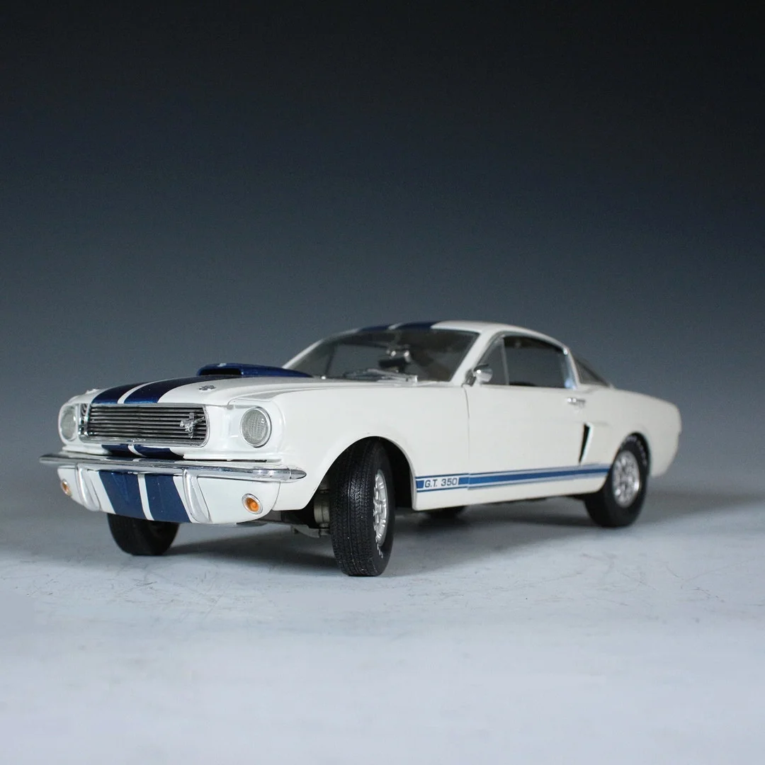 SHELBY COLLECTIBLES. 'Ford Mustang GT 350', Baujahr 1966, Maßstab 1:18. — Toys — Stockholms Auktionsverk Düsseldorf/Neuss