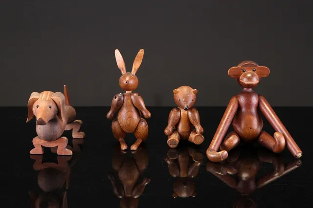 Kay Bojesen. Samling tidlige figurer af teaktræ (4)