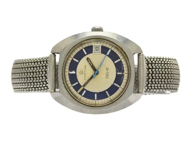 CERTINA, DS-2, Cal 25-661, Ref nr. 5301.300, Boett nr. 7329946, herrur, 37,5 mm, stål, manuell, plexiglas, datum, skadad urtavla, defekt, ca 1970, metallänk ej original.
