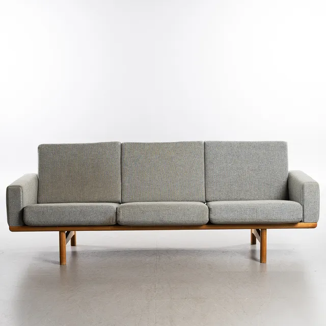 HANS J WEGNER. Soffa, modell GE-236, Getama, Danmark.