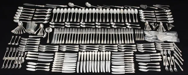 A. Michelsen. Rosenborg silver cutlery (264)